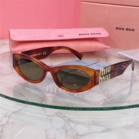 แบรนด์ miu